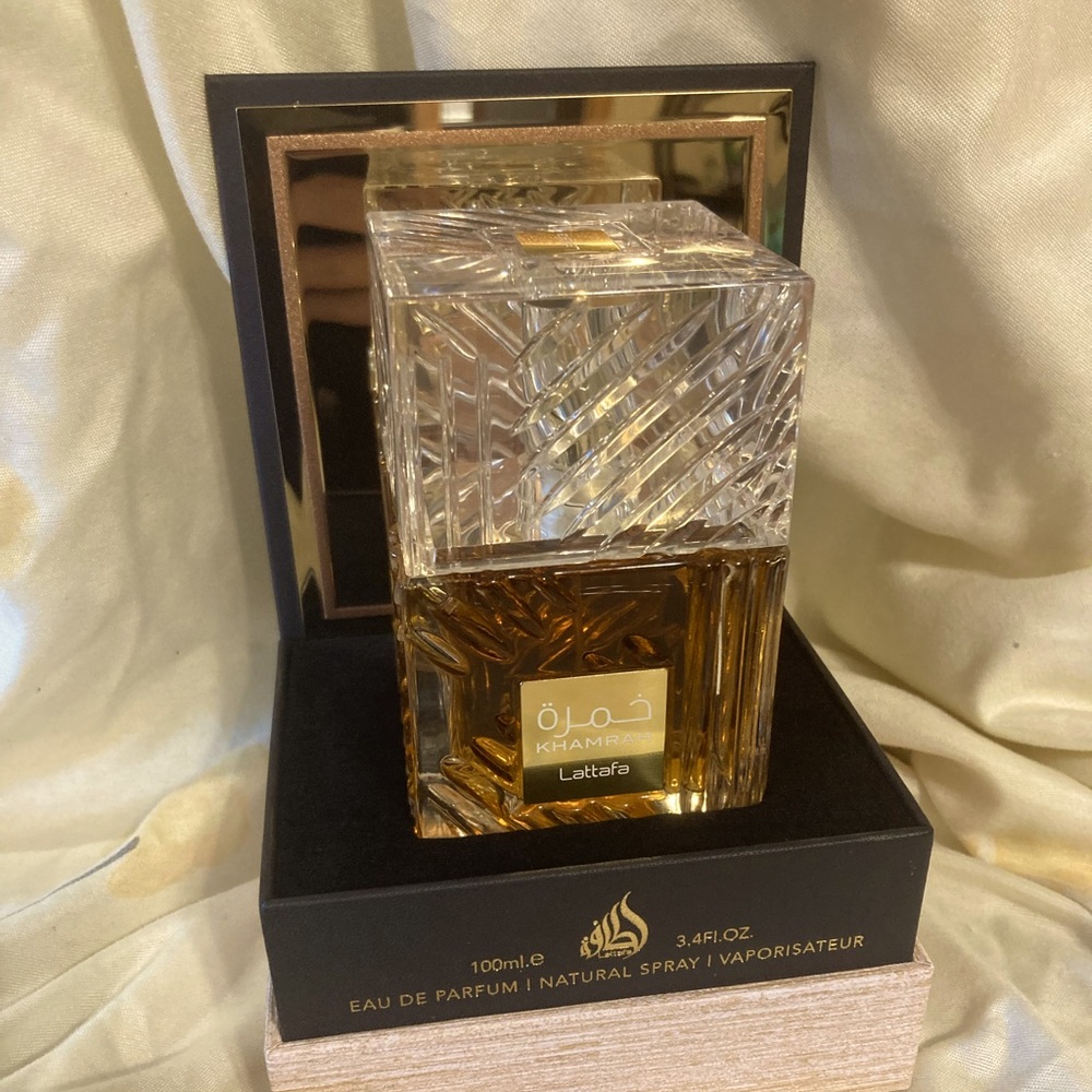 Khamrah perfume by Lattafa